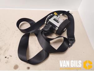 Used Rear seatbelt, left Mercedes C (W204) 3.0 C-320 CDI V6 24V Price € 137,00 Margin scheme offered by Van Gils Automotive