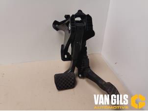 Used Set of pedals Volkswagen Touran (5T1) 2.0 TDI 150 Price € 149,00 Margin scheme offered by Van Gils Automotive