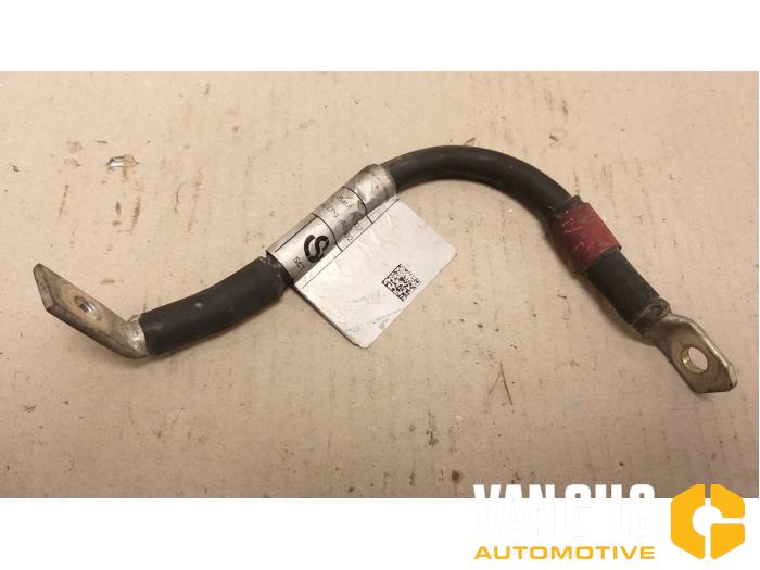 Używane Kabel (rózne) Porsche 911 (991) 3.8 24V Carrera 4S Cena € 33,00 Procedura marży oferowane przez Van Gils Automotive