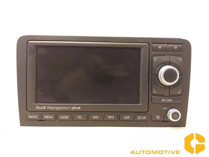 Navigation System van een Audi A3 Sportback Quattro (8PA) 3.2 V6 24V 2005
