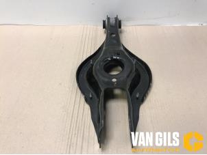 Usagé Bras de suspension arrière droit BMW 1 serie (F21) M140i 3.0 24V Prix sur demande proposé par Van Gils Automotive