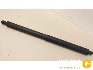 Used Rear gas strut, right BMW 2 serie Active Tourer (F45) 216d 1.5 TwinPower Turbo 12V Price on request offered by Van Gils Automotive