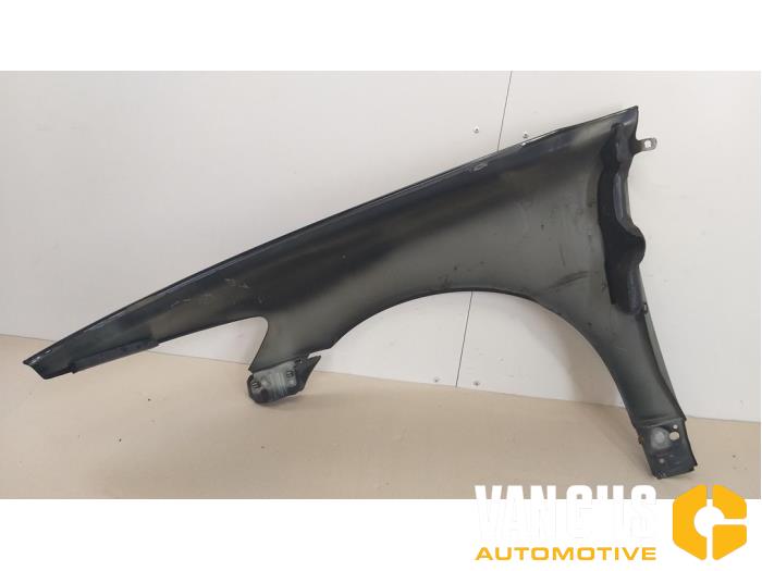 Front wing, right from a Volvo S40 (MS) 2.0 16V 2007