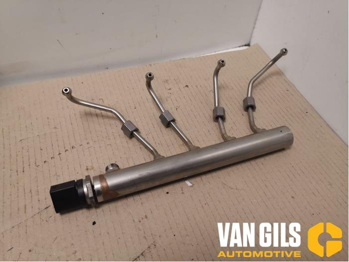 Usagé Système d'injection BMW X5 (F15) xDrive 40e PHEV 2.0 Prix € 90,75 Prix TTC proposé par Van Gils Automotive