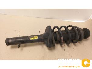 Used Front shock absorber rod, right Volkswagen New Beetle (1Y7) 1.4 16V Price € 75,00 Margin scheme offered by Van Gils Automotive