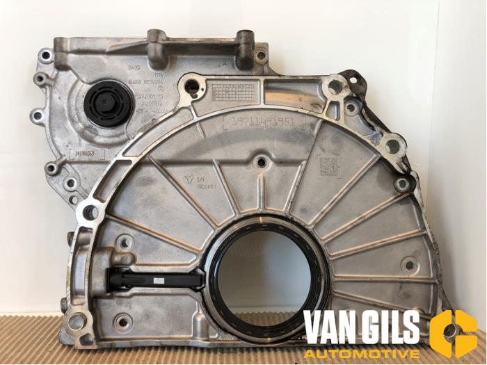 Usagé Couvercle de distribution BMW 5 serie (F10) 520d 16V Prix € 70,00 Règlement à la marge proposé par Van Gils Automotive