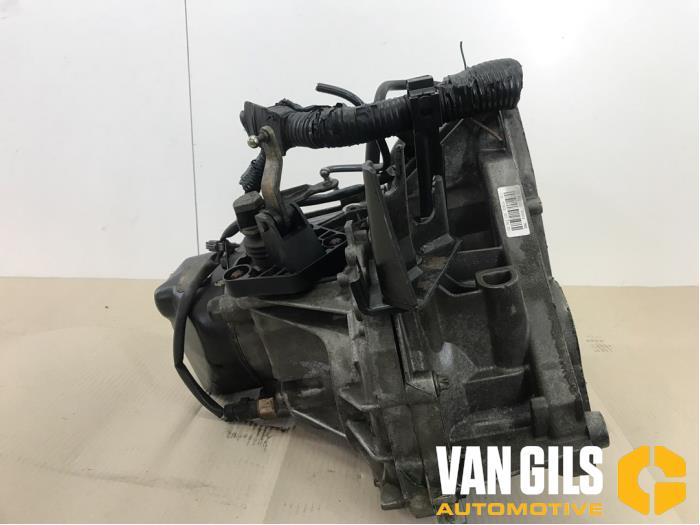 Getriebe van een Nissan Micra (K12) 1.4 16V 2003