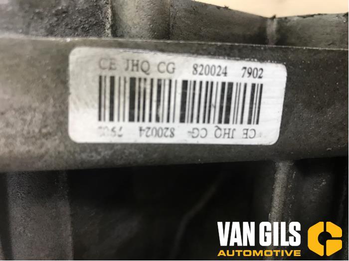 Getriebe van een Nissan Micra (K12) 1.4 16V 2003