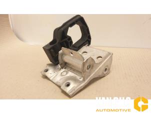 Used Front bumper bracket, left BMW 5 serie (F10) 520d 16V Price on request offered by Van Gils Automotive