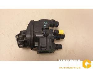 Used Thermostat housing Peugeot 208 I (CA/CC/CK/CL) 1.2 12V e-THP PureTech 110 Price € 66,00 Margin scheme offered by Van Gils Automotive
