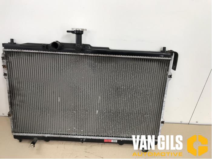 Usagé Radiateur Hyundai H-300 2.5 CRDi Prix € 77,00 Règlement à la marge proposé par Van Gils Automotive