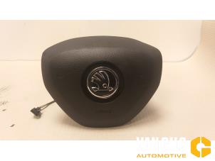Gebrauchte Airbag links (Lenkrad) Skoda Octavia Combi (5EAC) 1.0 TSI 12V Preis € 272,24 Mit Mehrwertsteuer angeboten von Van Gils Automotive