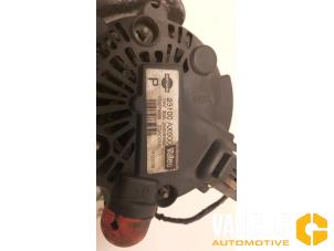 Dynamo d'un Nissan Micra (K12) 1.4 16V 2003