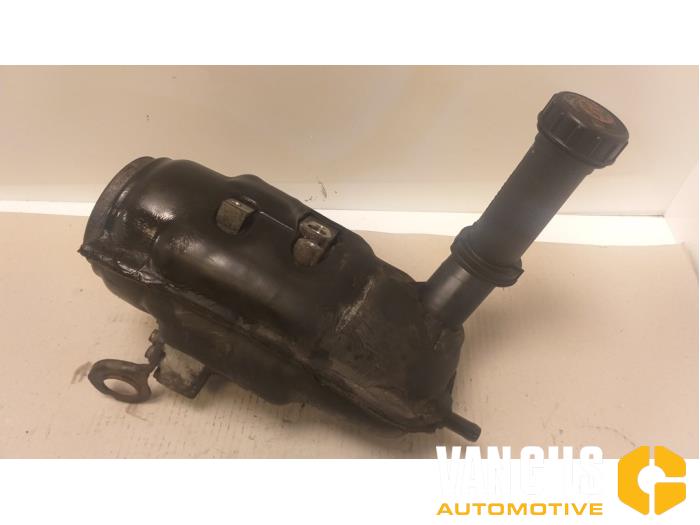 Electric power steering unit from a Peugeot 307 (3A/C/D) 1.6 16V 2002