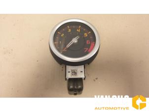 Usagé Tachomètre Renault Twingo II (CN) 1.2 16V Prix € 30,00 Règlement à la marge proposé par Van Gils Automotive