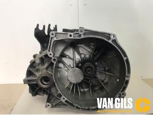 Usados Caja de cambios Ford Focus 2 Wagon 1.6 TDCi 16V 90 Precio de solicitud ofrecido por Van Gils Automotive