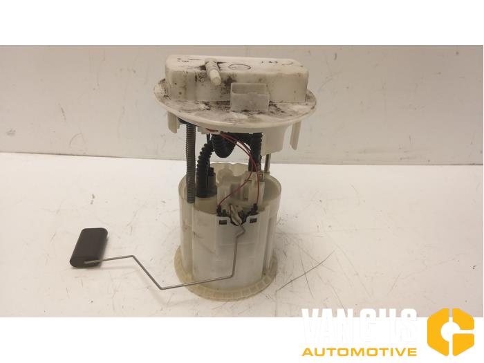 Gebrauchte Kraftstoffpumpe Elektrisch Peugeot 1007 (KM) Preis € 60,00 Margenregelung angeboten von Van Gils Automotive