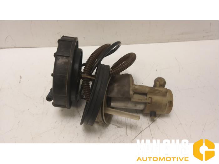 Electric fuel pump from a Seat Ibiza 1998