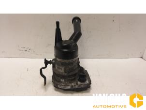Used Power steering pump Peugeot 208 I (CA/CC/CK/CL) 1.2 Vti 12V PureTech 82 Price on request offered by Van Gils Automotive