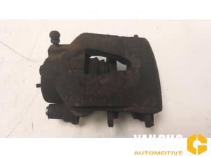 Used Front brake calliper, left Volkswagen Caddy Price € 44,00 Margin scheme offered by Van Gils Automotive