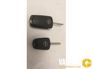 Used Folding key Opel Corsa D 1.2 16V Price € 44,00 Margin scheme offered by Van Gils Automotive