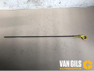 Używane Pretowy wskaznik poziomu oleju Volkswagen Golf Cena na żądanie oferowane przez Van Gils Automotive