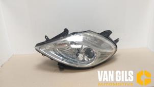 Used Headlight, left Citroen C8 (EA/EB) 2.2 HDi 16V Price € 149,99 Margin scheme offered by Van Gils Automotive