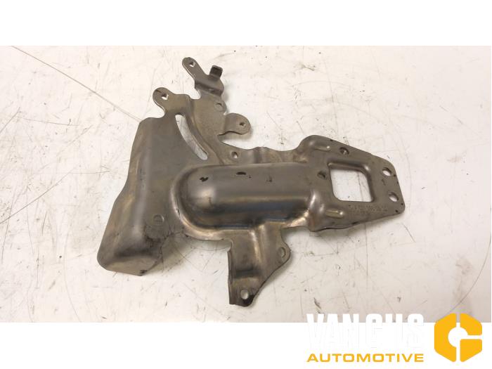 Used Engine mount Mercedes B-Klasse Price € 36,30 Inclusive VAT offered by Van Gils Automotive