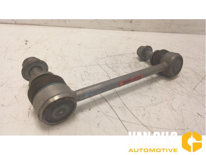 Rear torque rod, left from a Land Rover Range Rover Sport (LW) 3.0 TDV6 2019