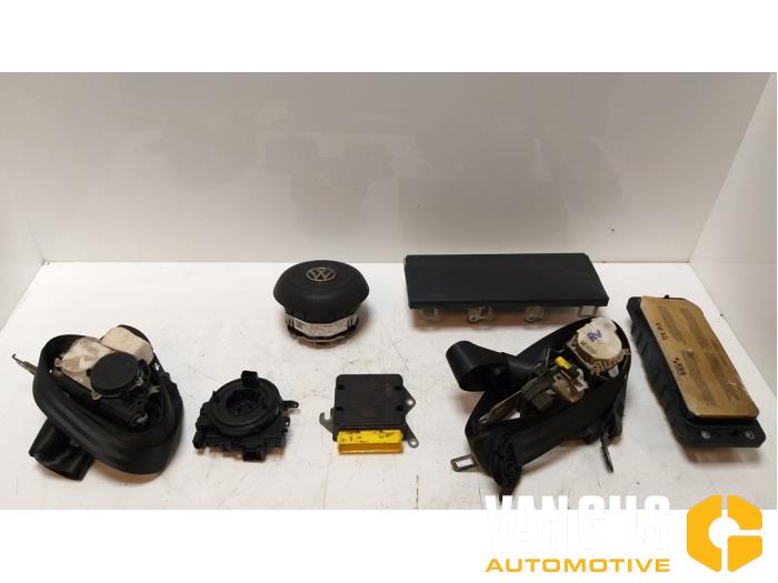 Airbag set+module from a Volkswagen Golf VII (AUA) 1.4 GTE 16V 2015