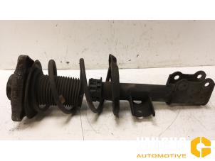 Used Front shock absorber rod, left Mercedes CLA (117.3) 1.6 CLA-180 16V Price € 174,99 Margin scheme offered by Van Gils Automotive
