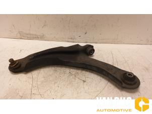 Used Front wishbone, left Renault Clio IV (5R) 1.5 Energy dCi 90 FAP Price € 66,00 Margin scheme offered by Van Gils Automotive