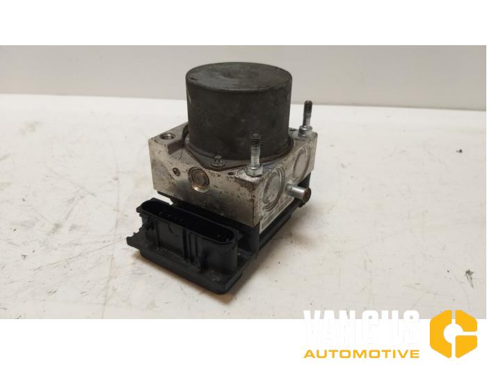 Begagnade ABS-pump Citroen C1 1.0 12V Pris € 30,00 Marginaltabell erbjuds av Van Gils Automotive