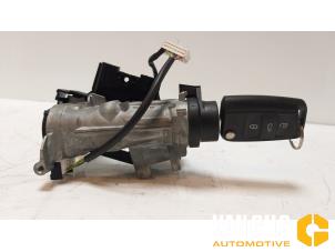 Used Ignition lock + key Volkswagen Touran (5T1) 2.0 TDI 150 Price on request offered by Van Gils Automotive