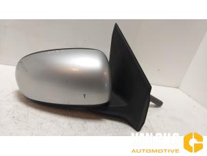Used Wing mirror, right Nissan Almera Tino (V10M) Price € 50,00 Margin scheme offered by Van Gils Automotive
