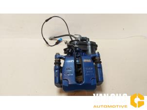 Used Rear brake calliper, right BMW X5 (G05) xDrive M50d 3.0 24V Price € 181,50 Inclusive VAT offered by Van Gils Automotive