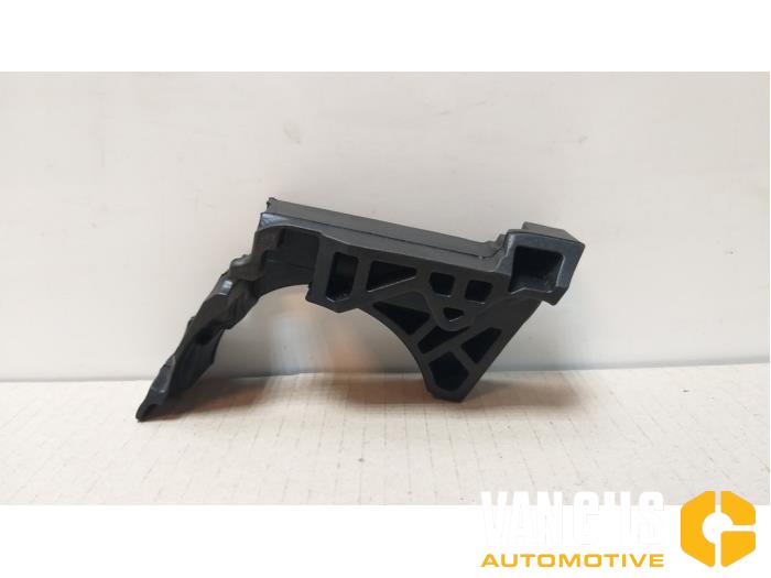 Used Engine mount BMW X5 (G05) xDrive M50d 3.0 24V Price € 36,30 Inclusive VAT offered by Van Gils Automotive