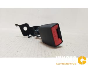 Used Rear seatbelt buckle, left BMW X5 (G05) xDrive M50d 3.0 24V Price € 66,55 Inclusive VAT offered by Van Gils Automotive