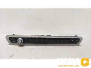 Used Radio control panel BMW X5 (G05) xDrive M50d 3.0 24V Price € 302,49 Inclusive VAT offered by Van Gils Automotive