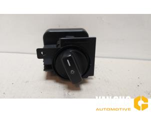 Usados Interruptor de luz Mercedes A (W169) 2.0 A-160 CDI 16V 5-Drs. Precio € 35,00 Norma de margen ofrecido por Van Gils Automotive