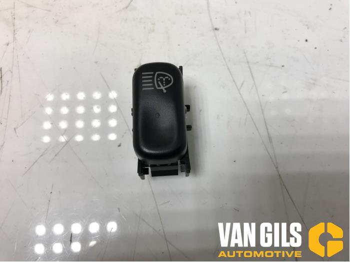 Switch (miscellaneous) from a Mercedes-Benz CLK (R208) 2.3 230K 16V 1999
