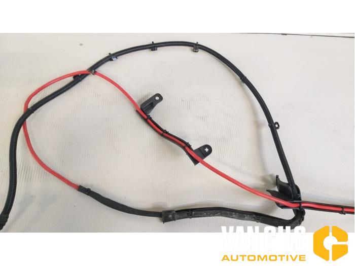 Cable (miscellaneous) from a BMW X5 (G05) xDrive M50d 3.0 24V 2020