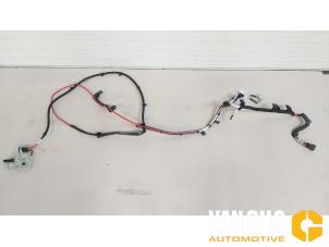 Used Cable (miscellaneous) BMW X5 (G05) xDrive M50d 3.0 24V Price € 96,79 Inclusive VAT offered by Van Gils Automotive