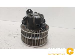 Used Heating and ventilation fan motor Mercedes Vaneo (W414) Price € 45,00 Margin scheme offered by Van Gils Automotive