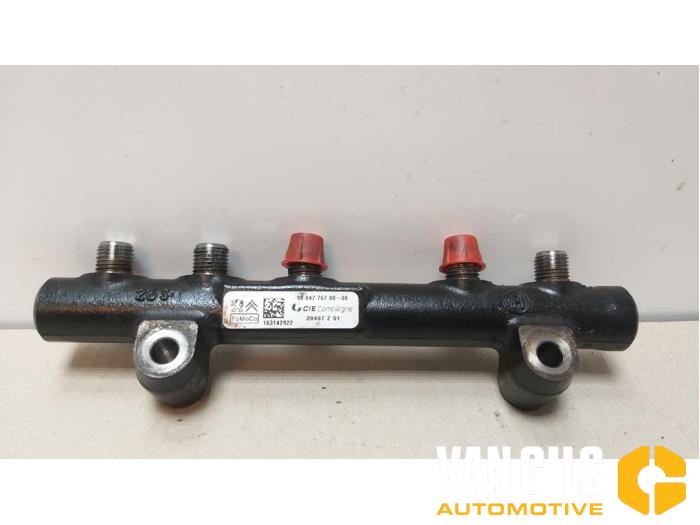 Usagé Système d'injection Mitsubishi Carisma 1.6i 16V Prix € 50,00 Règlement à la marge proposé par Van Gils Automotive