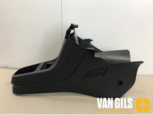 Używane Konsole srodkowe Volkswagen Up! (121) 1.0 12V 75 Cena € 52,03 Z VAT oferowane przez Van Gils Automotive