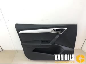 Usados Tapizado de puerta de 4 puertas izquierda delante Seat Arona (KJX) 1.0 TSI 12V Precio de solicitud ofrecido por Van Gils Automotive