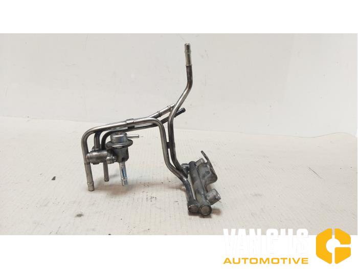Usagé Conduit de carburant Subaru Impreza III (GH/GR) 2.5 WRX 16V Prix € 30,00 Règlement à la marge proposé par Van Gils Automotive