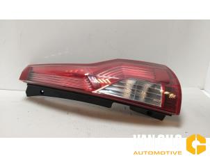 Używane Tylne swiatlo pozycyjne prawe Citroen C4 Grand Picasso (UA) 1.6 16V THP Sensodrive,GT THP Cena € 82,00 Procedura marży oferowane przez Van Gils Automotive