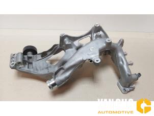 Used Alternator lower bracket Mercedes B (W246,242) Price € 66,55 Inclusive VAT offered by Van Gils Automotive